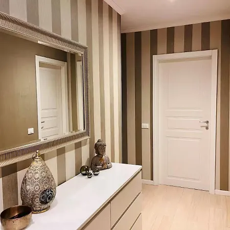 Ospedale Maggiore - Universita Medicina Chirurgia アパート